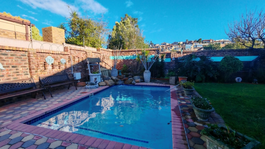 3 Bedroom Property for Sale in Deoville Park Western Cape